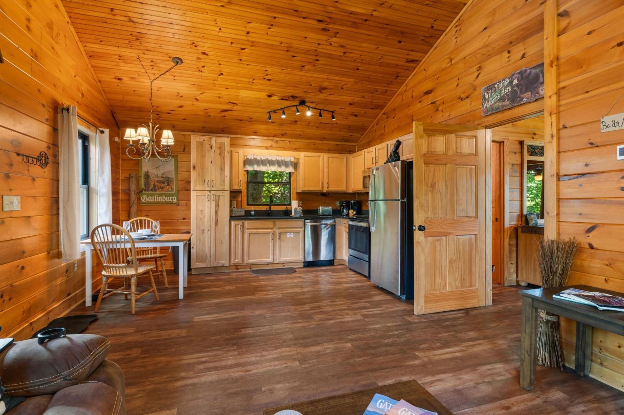 Black Bear Cove Gatlinburg Exterior photo